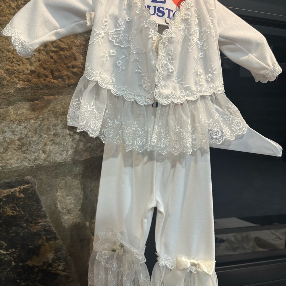 Elegant White Lace Baby Outfit